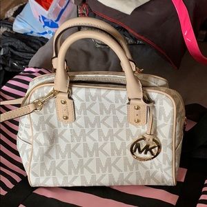 Michael kors bag